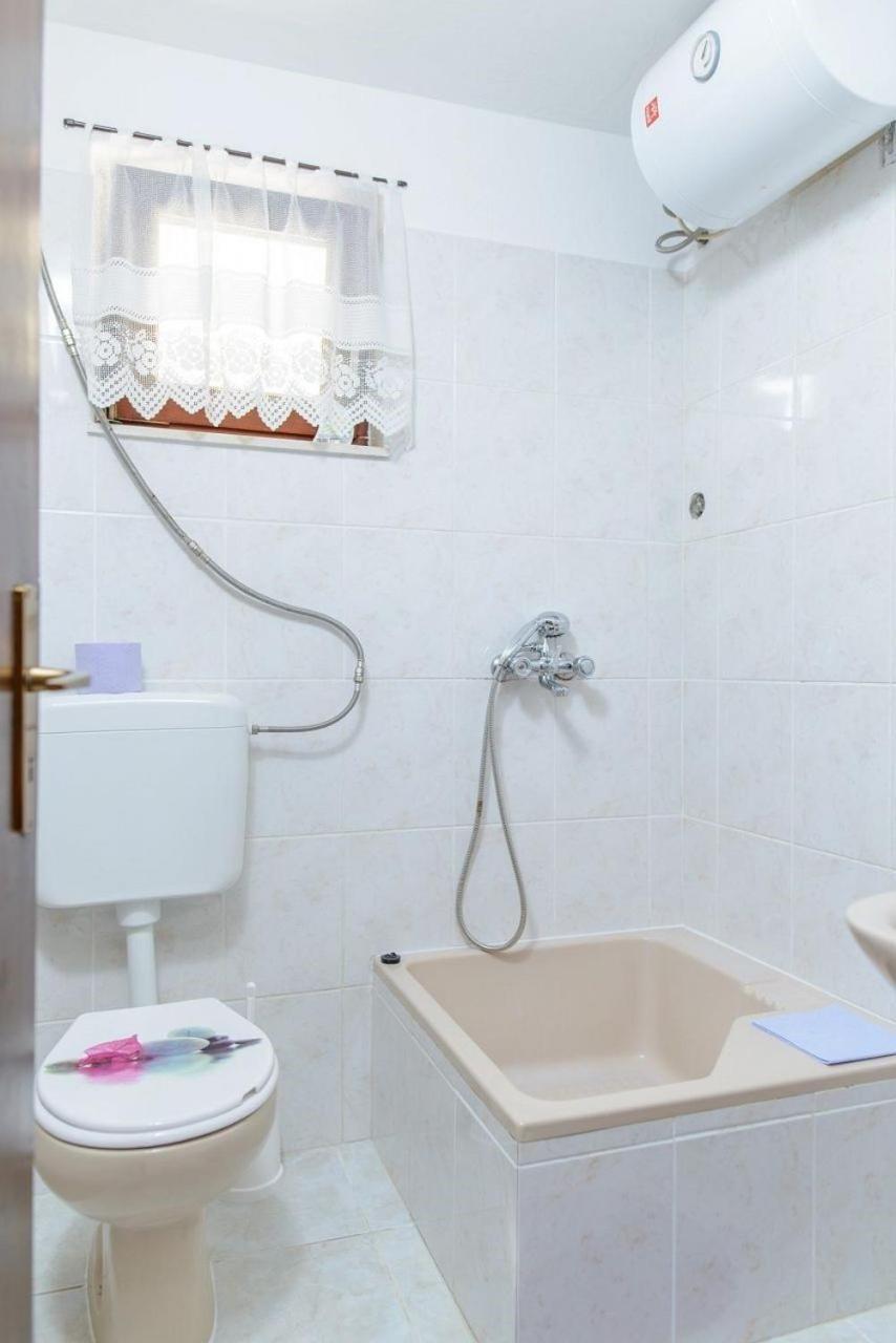 Apartment Vesna Τρογκίρ Εξωτερικό φωτογραφία